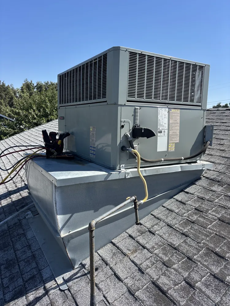 Rooftop packaged unit on its curb at a Citrus Heights home