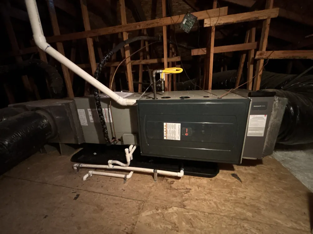 A horizontal gas furnace in an El Dorado Hills attic